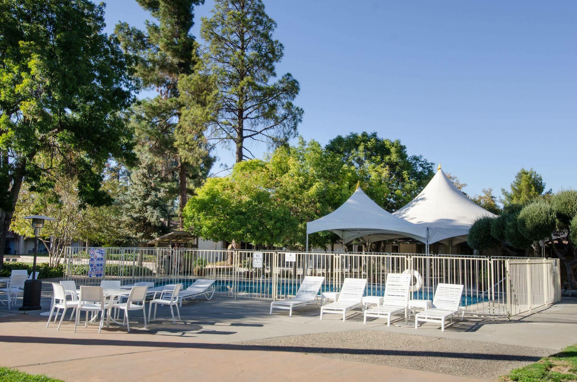 Los Gatos Lodge Экстерьер фото